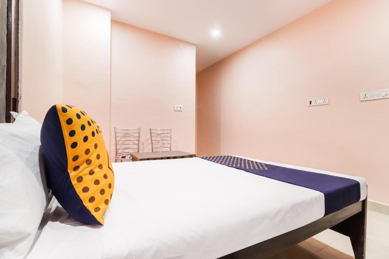 Spot On 63000 Hotel S.S. Plaza Banthra Sikandarpur Luaran gambar
